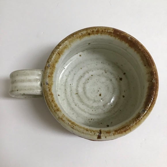 Handmade Studio Pottery Chili Bowl Handle Natural Speckled Glaze Rustic Cabin - Picture 14 of 14